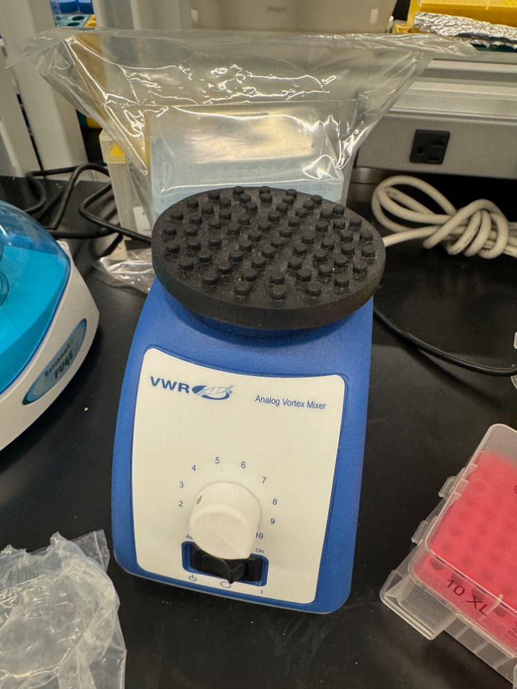 Image of VWR Analog Vortex Mixer